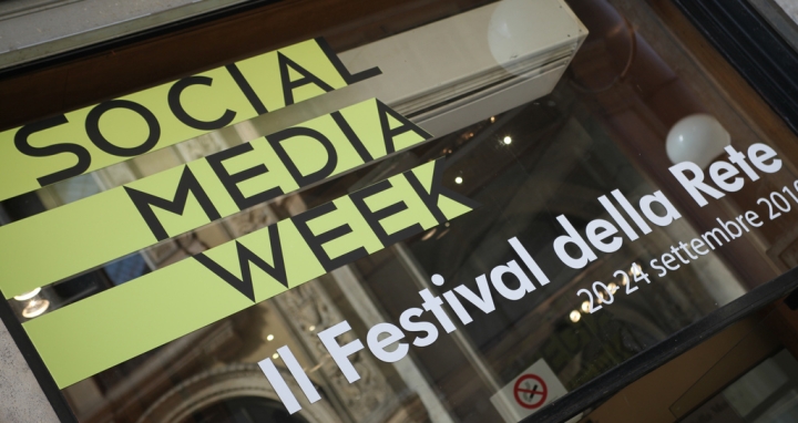 Social Media Week Logo