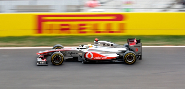 mclaren f1 car