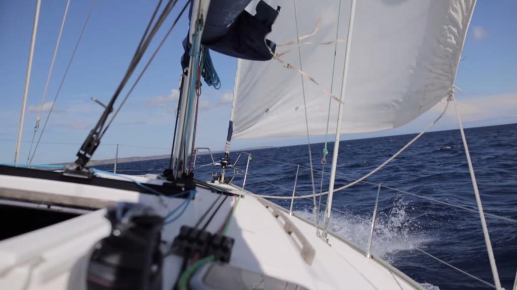 Sailing the waves, Menorca