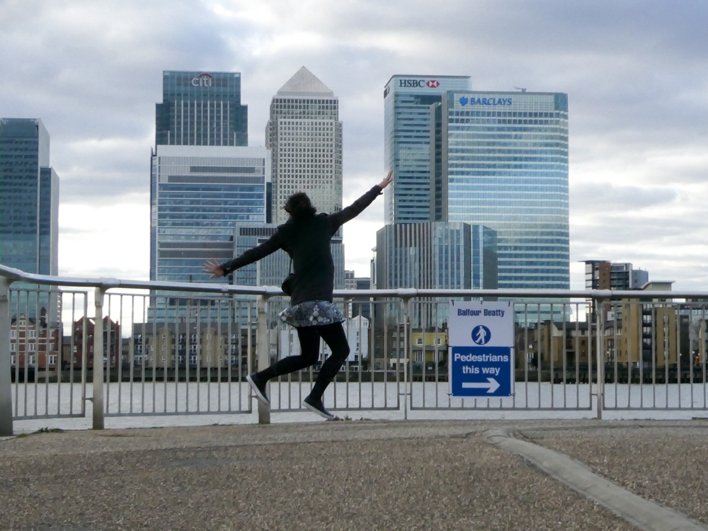 4K Photo Jump Canary Wharf, London